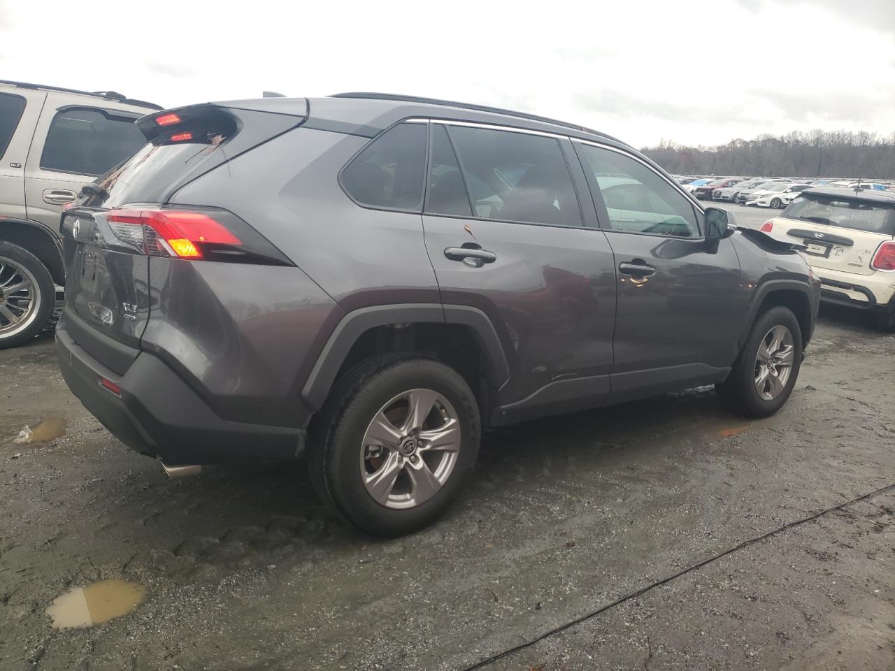 2024 TOYOTA RAV4 XLE VIN:2T3P1RFV5RC417367