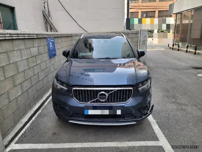 2020 Volvo XC40 VIN: