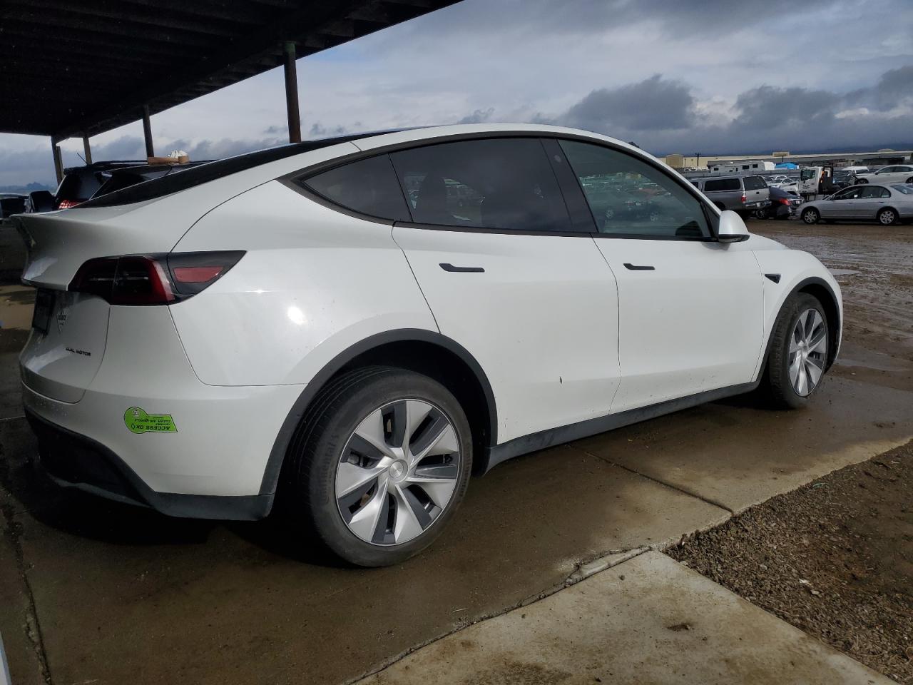 2023 TESLA MODEL Y  VIN:7SAYGDEE7PF707363