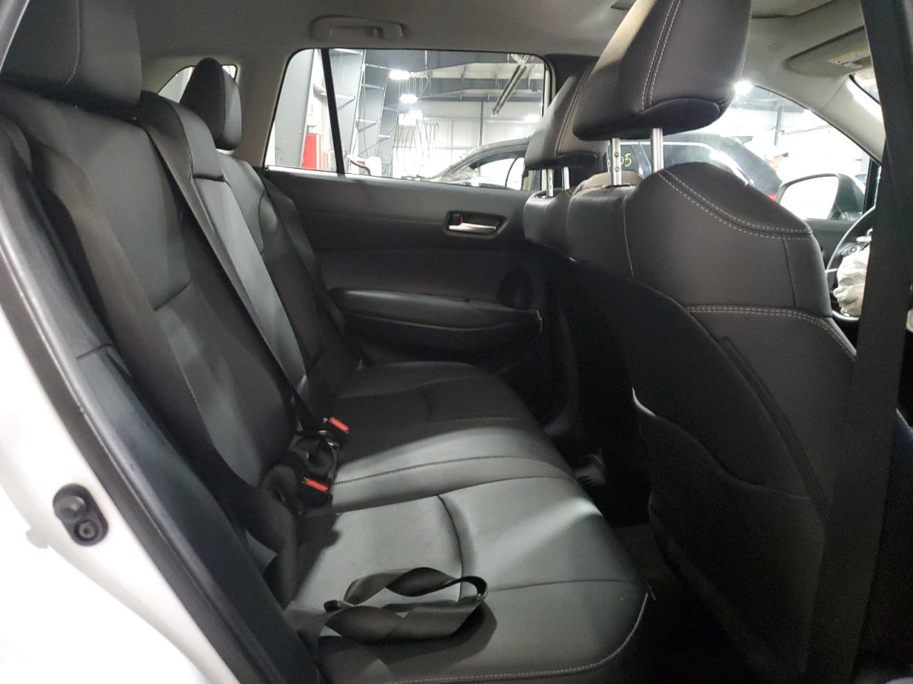 2024 TOYOTA COROLLA CROSS XLE VIN:7MUDAABG0RV106494