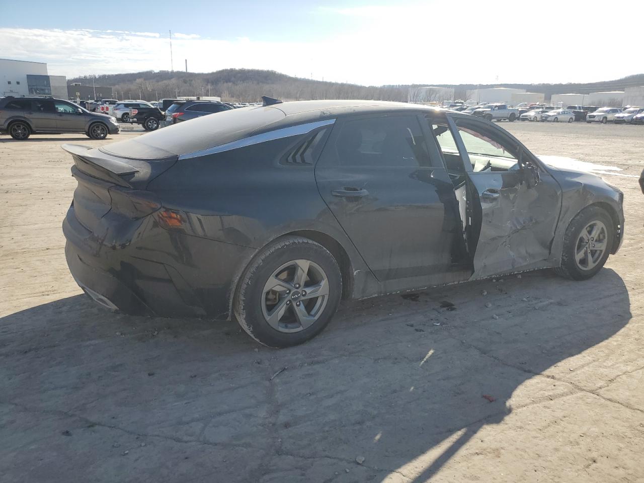 2022 KIA K5 LXS VIN:5XXG14J26NG120409