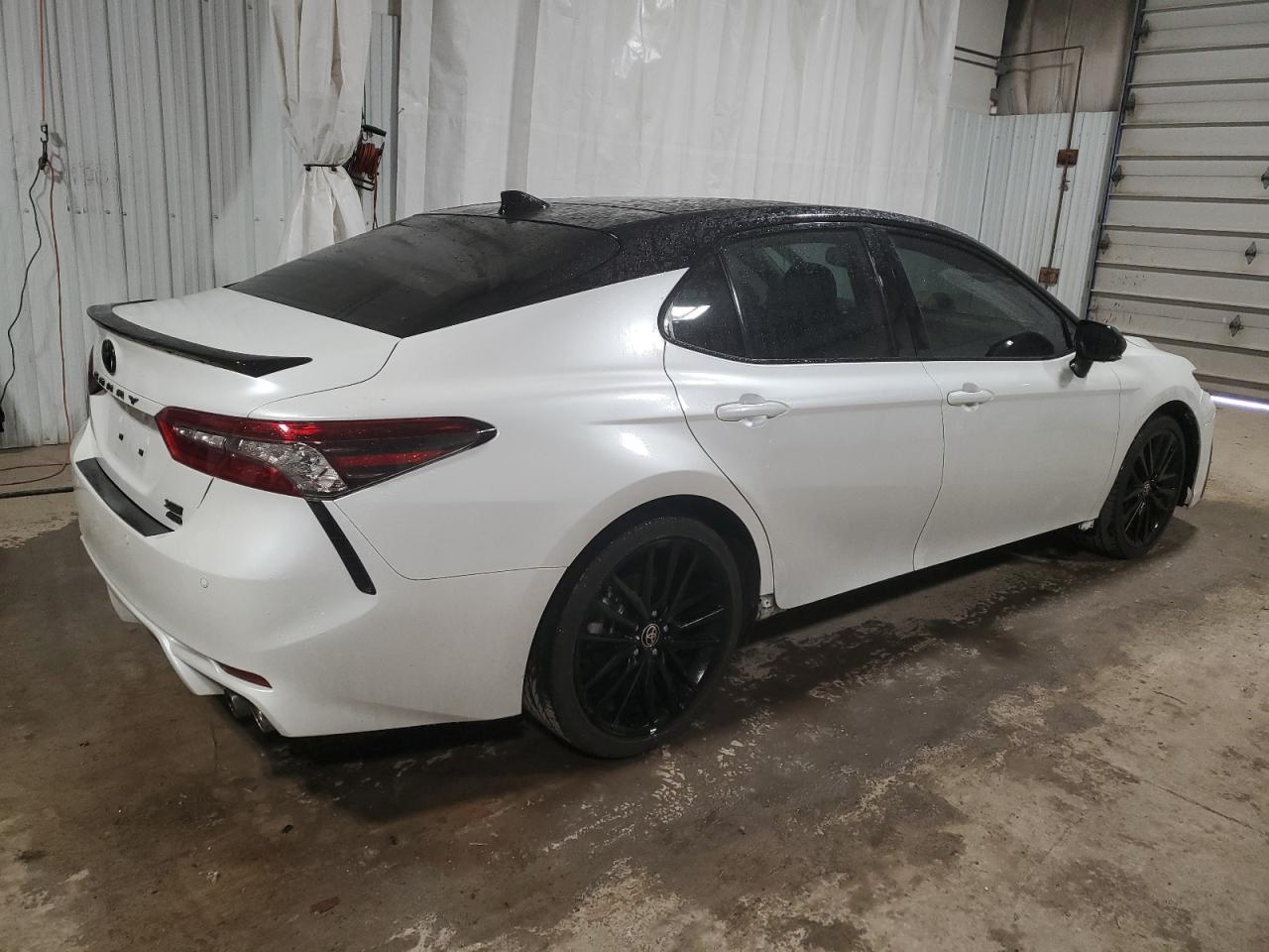 2022 TOYOTA CAMRY XSE VIN:JA4ARUAU1RU002102