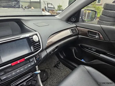 2017 Honda Accord VIN: