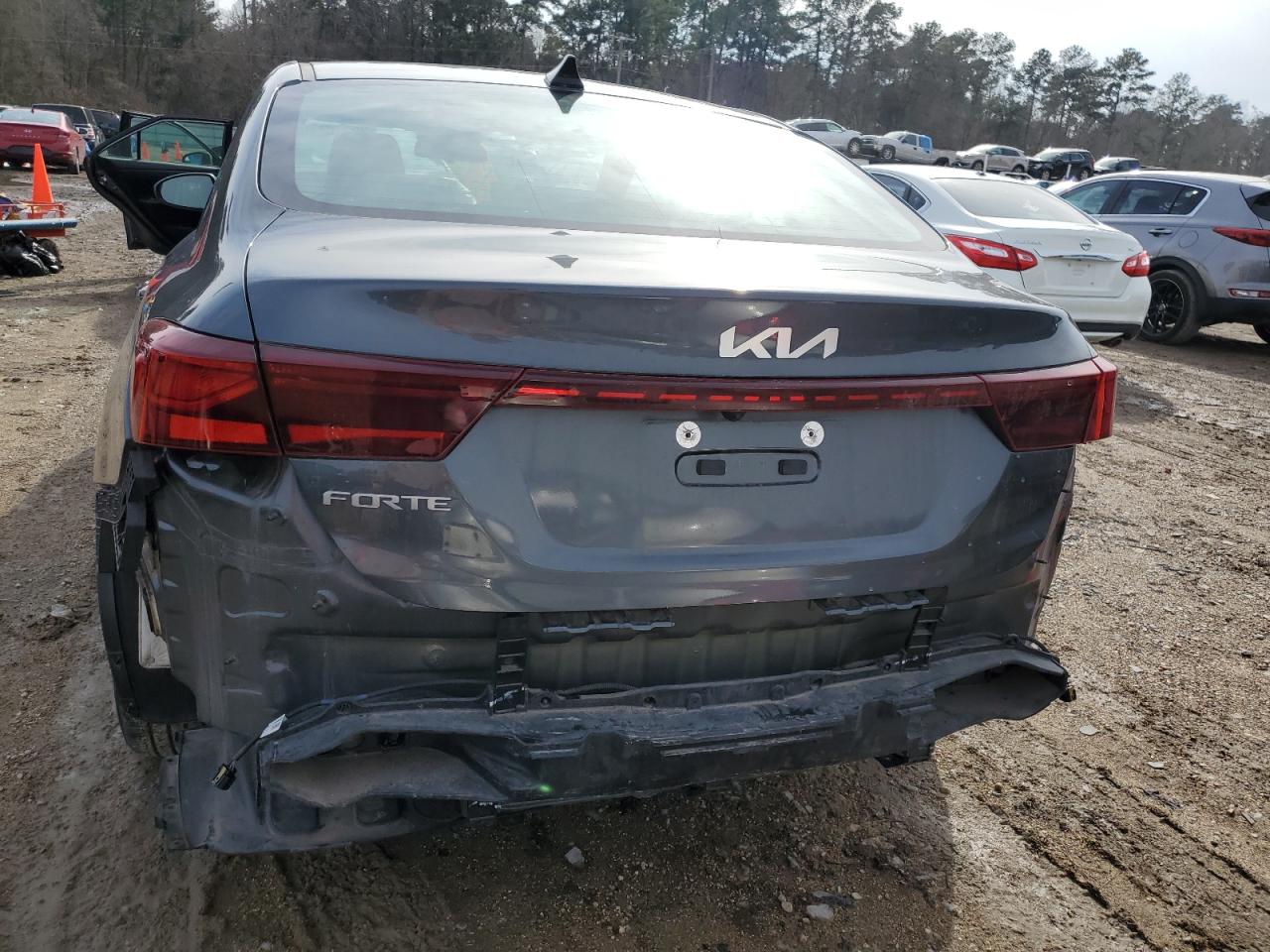 2022 KIA FORTE FE VIN:3KPF24AD2NE464855