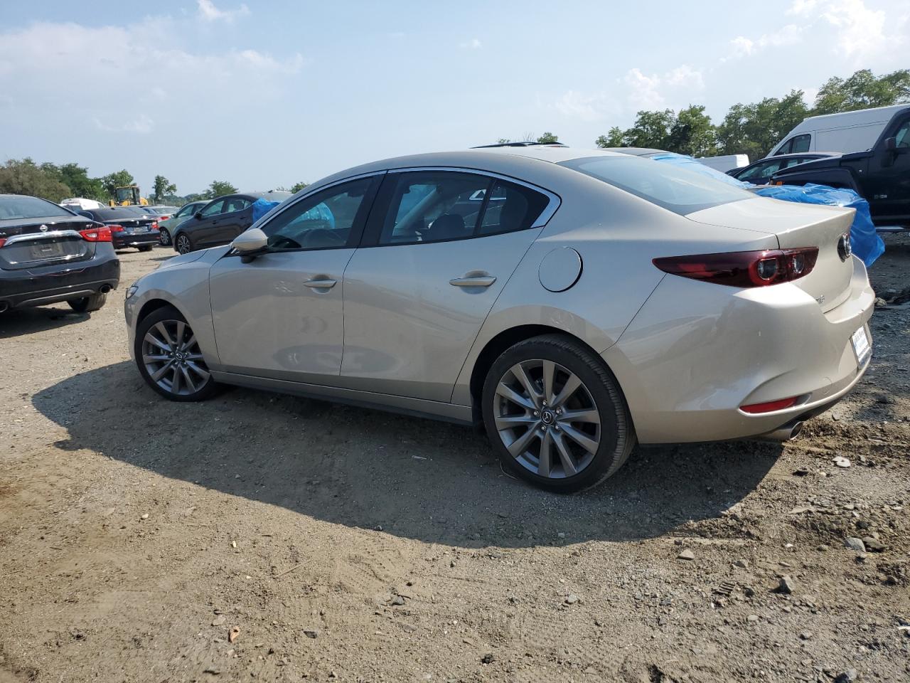 2024 MAZDA 3 PREFERRED VIN:3MZBPACM1RM408071