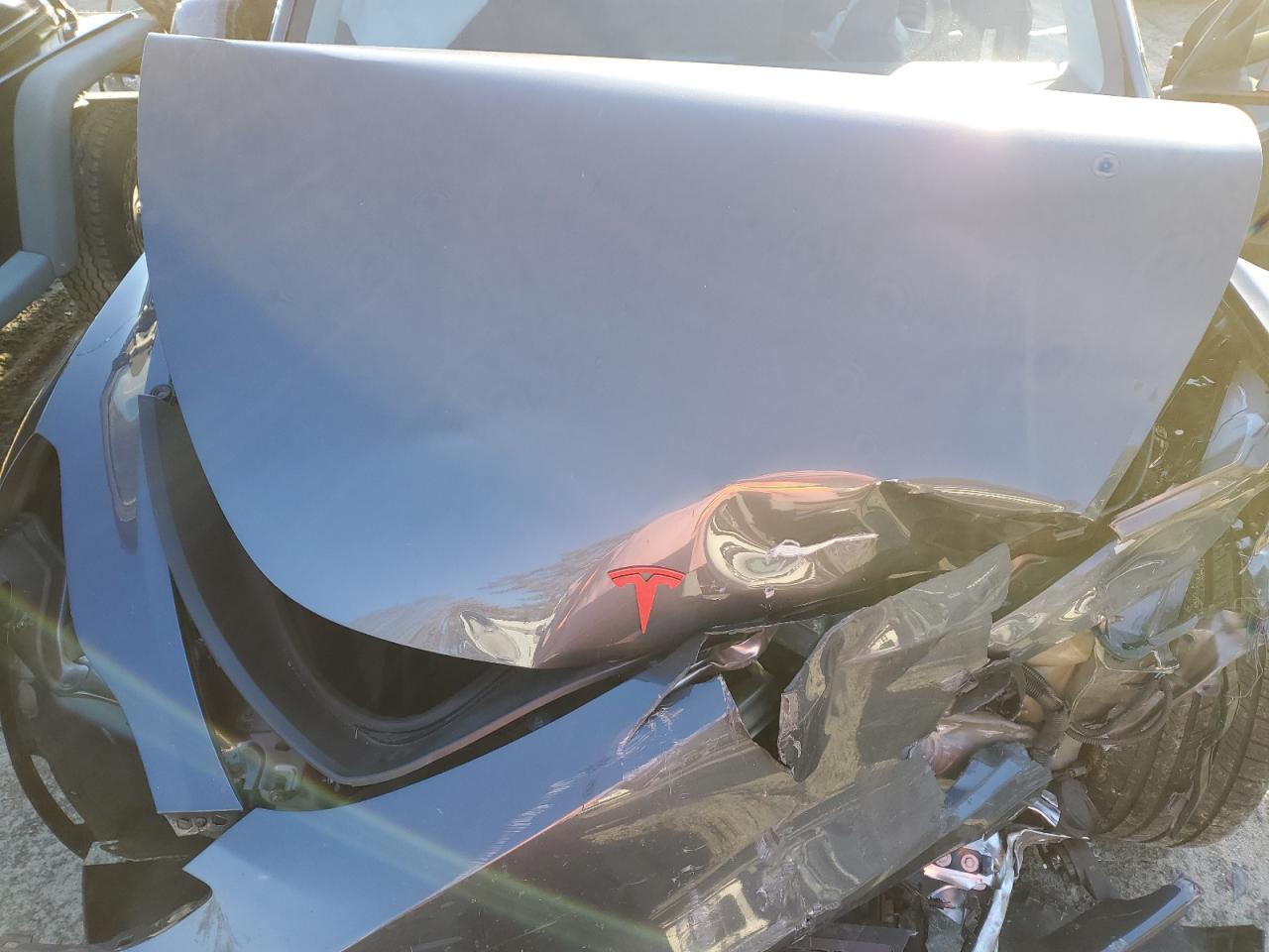 2023 TESLA MODEL Y  VIN:7SAYGDEF5PF806143