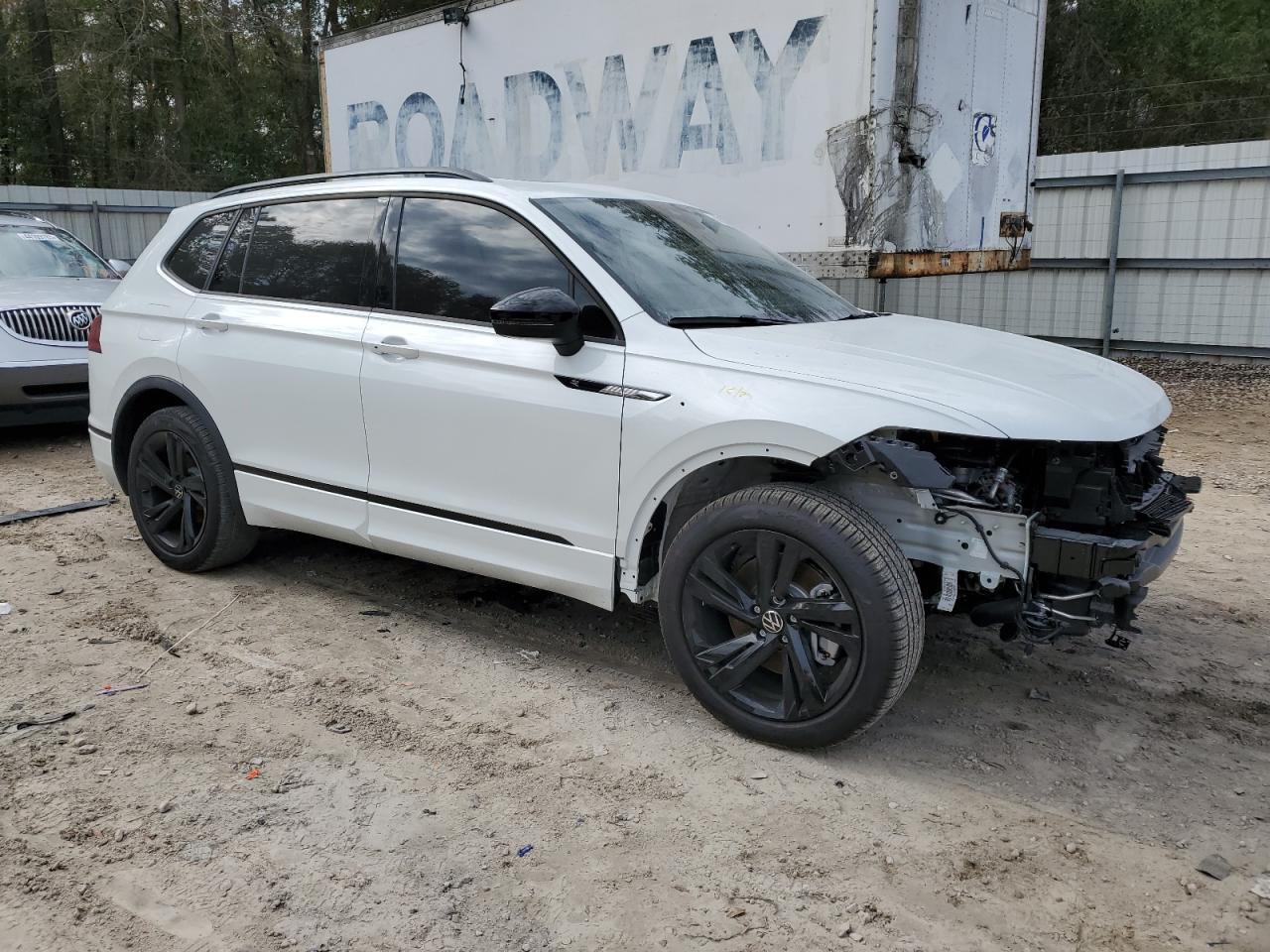 2024 VOLKSWAGEN TIGUAN SE R-LINE BLACK VIN:3VVCB7AX5RM155165
