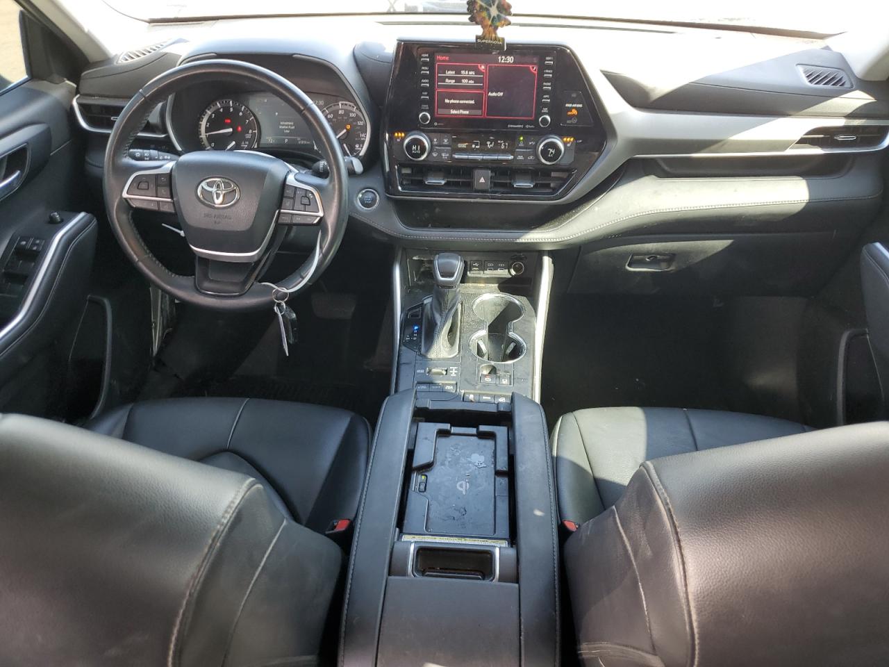 2022 TOYOTA HIGHLANDER XLE VIN:5TDGZRBH0NS565185