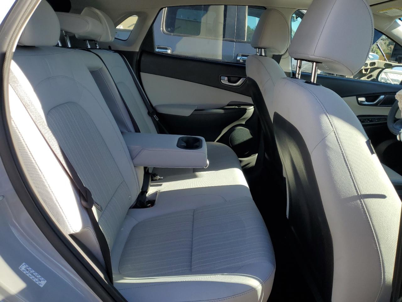 2022 HYUNDAI KONA SEL VIN:KM8K3CAB6NU897385