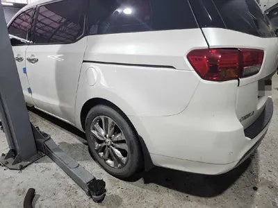 2016 Kia Carnival VIN: