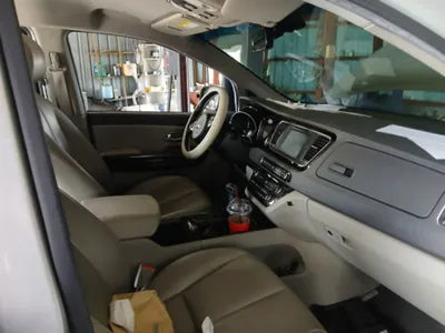 2014 Kia Carnival VIN:
