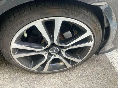 2015 Mercedes-Benz E 220 VIN: