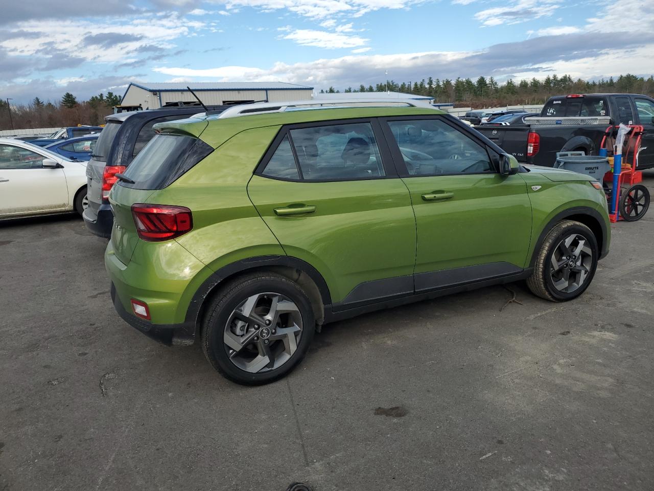 2024 HYUNDAI VENUE SEL VIN:KMHRC8A38RU330699