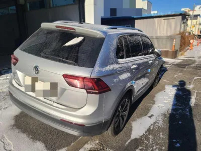 2018 Volkswagen Tiguan VIN: