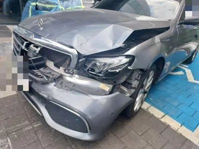 2019 Mercedes-Benz E 300 VIN: