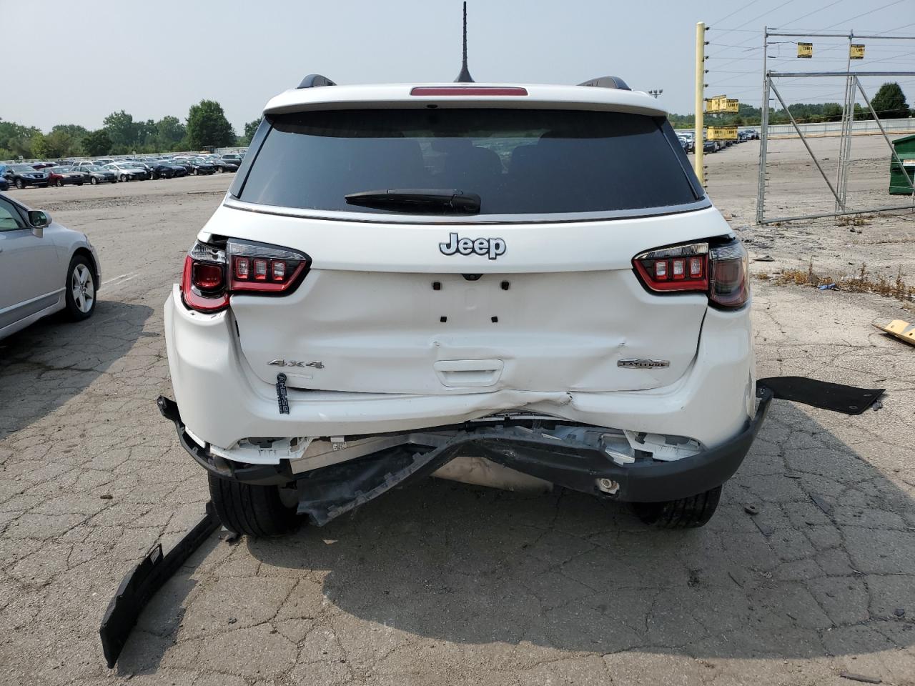 2022 JEEP COMPASS LATITUDE VIN:3C4NJDBB3NT131958