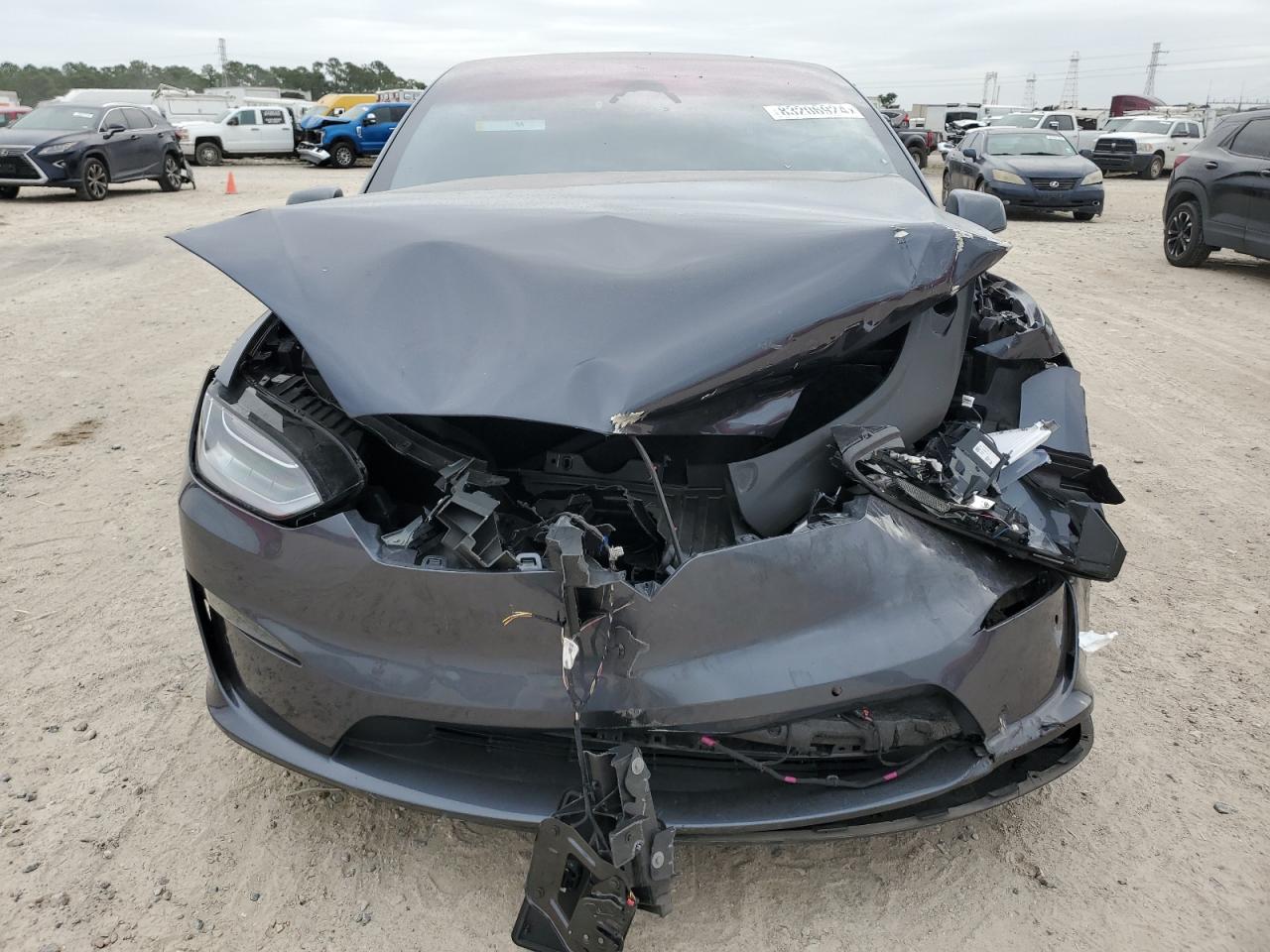 2023 TESLA MODEL X  VIN:7SAXCBE68PF373560