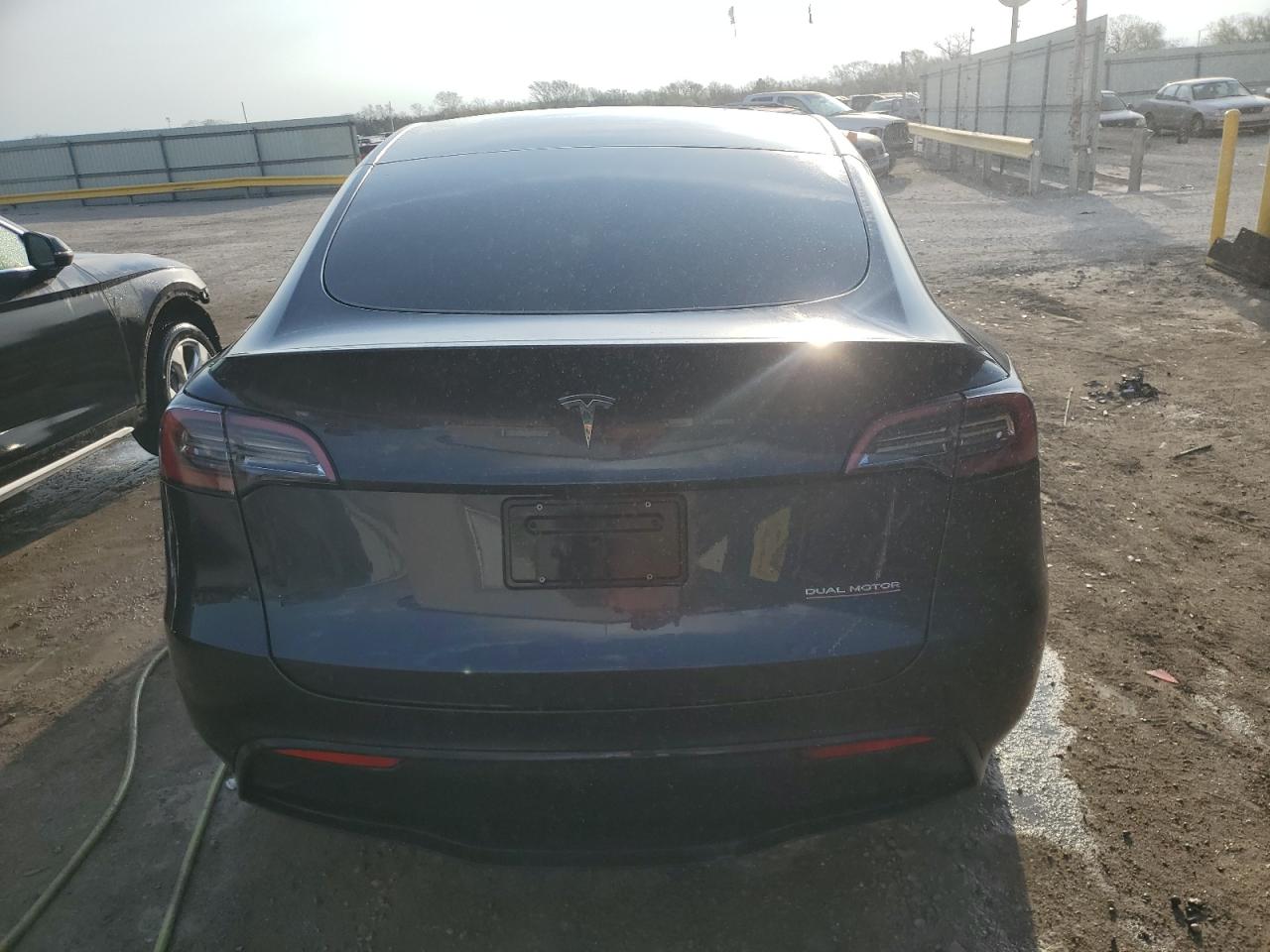 2024 TESLA MODEL Y  VIN:7SAYGDEF8RF034384