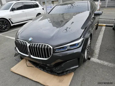 2019 BMW 740 VIN: