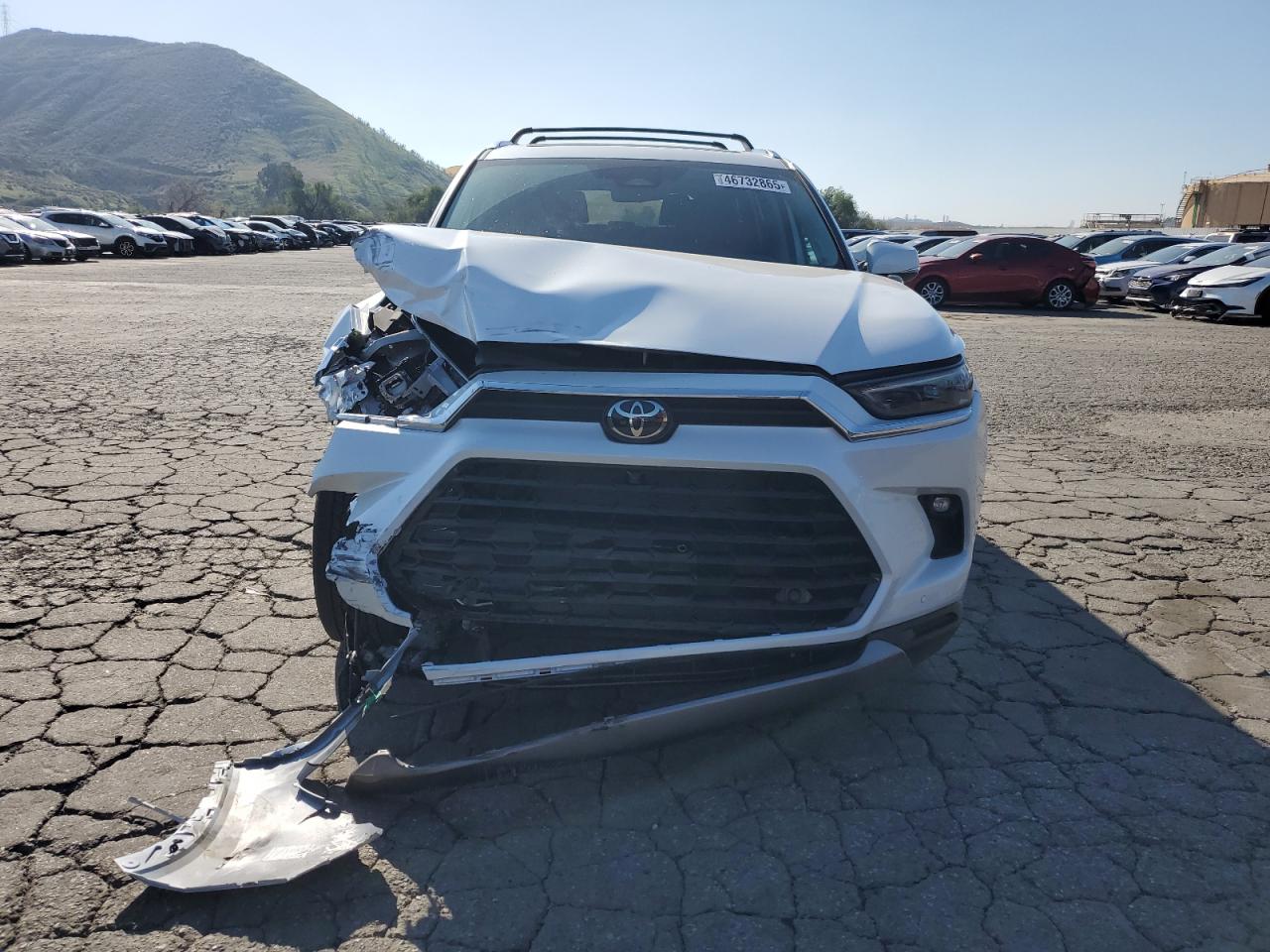 2024 TOYOTA GRAND HIGHLANDER XLE VIN:5TDAAAB52RS063837