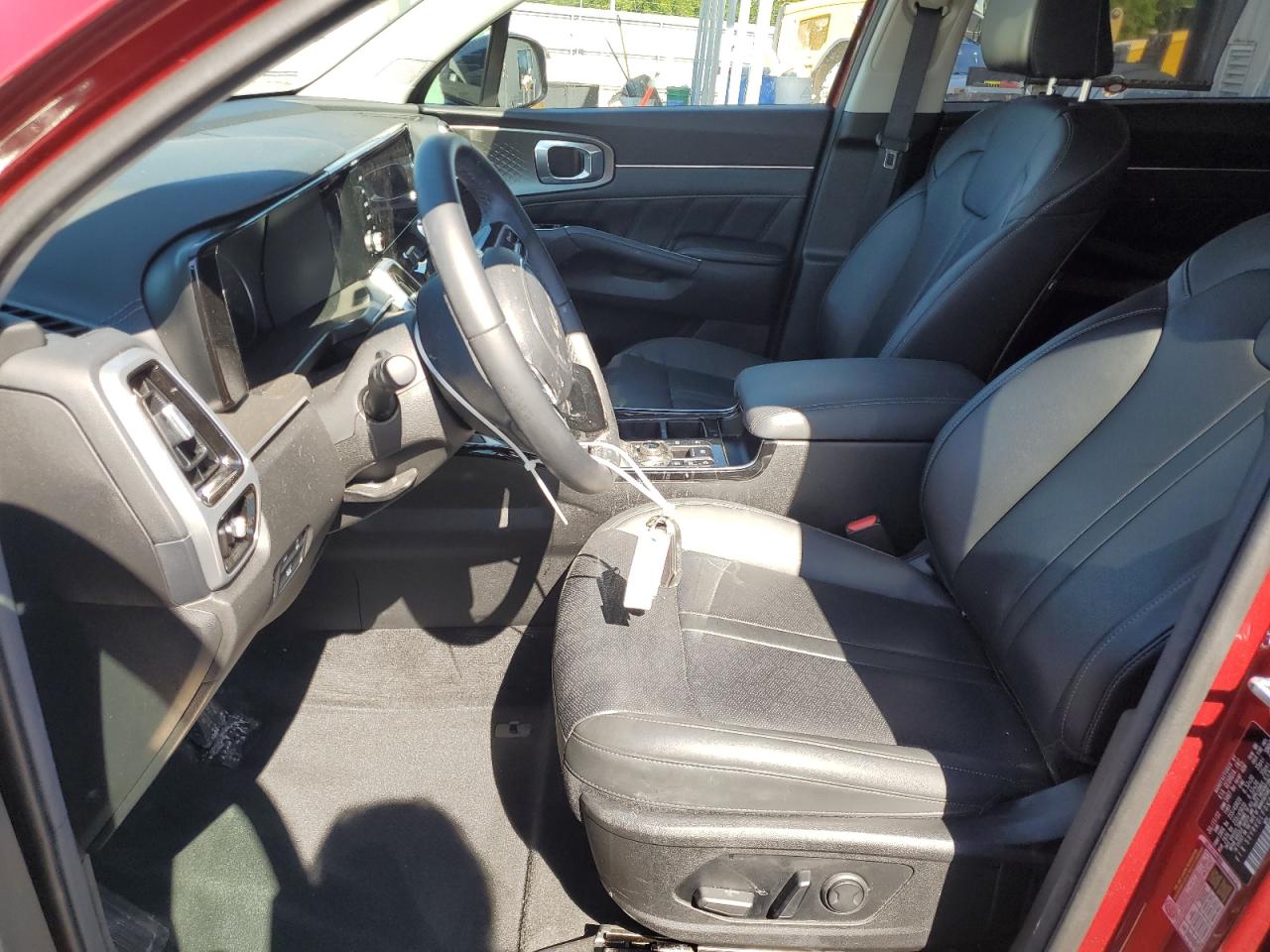 2022 KIA SORENTO SX VIN:5XYRKDLF0NG137126