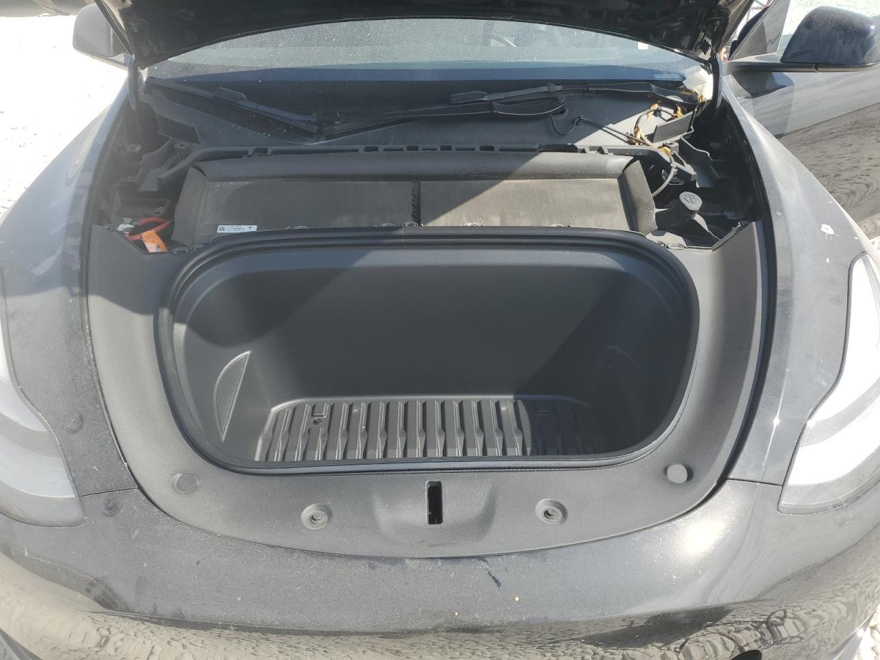 2022 TESLA MODEL Y  VIN:7SAYGDEE9NF437288