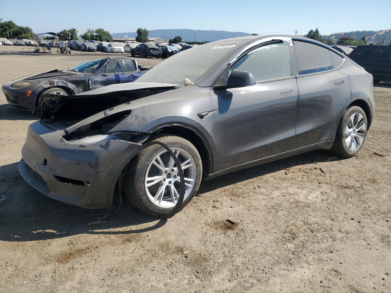 2024 TESLA MODEL Y  VIN:7SAYGAEE2RF006196