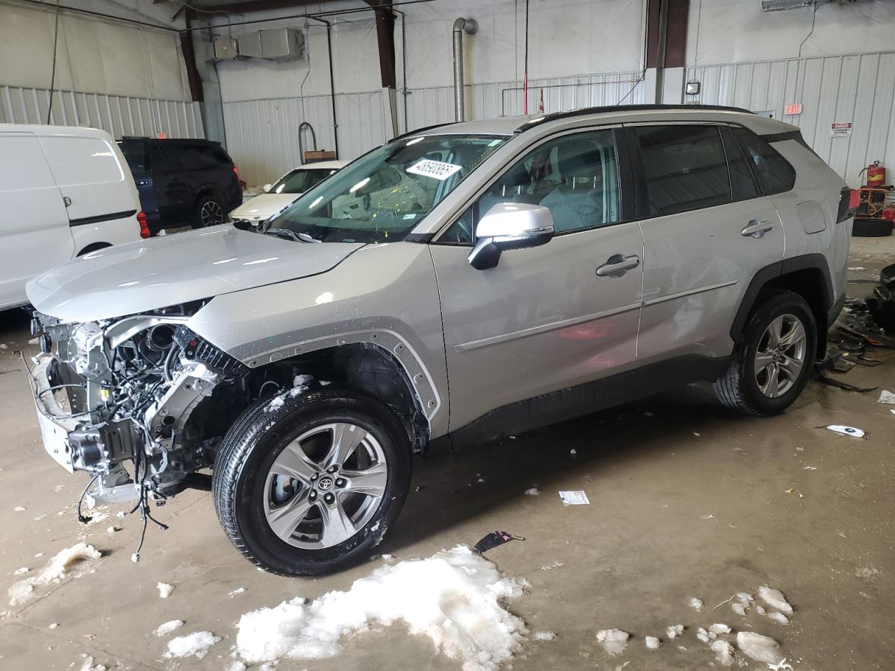 2023 TOYOTA RAV4 XLE VIN:2T3P1RFV7PW395836