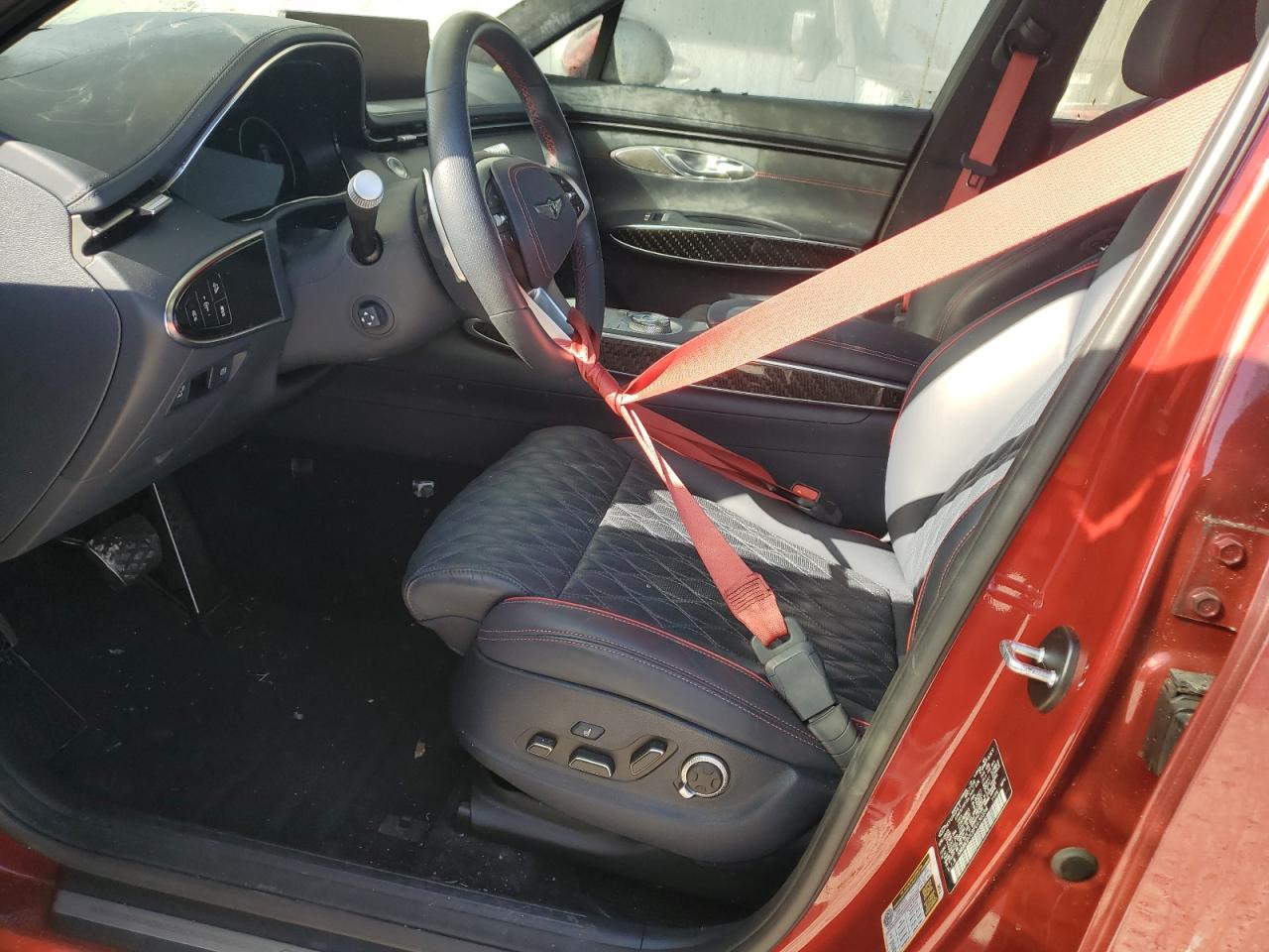 2023 GENESIS GV70 BASE VIN:KMUMCDTC6PU130354