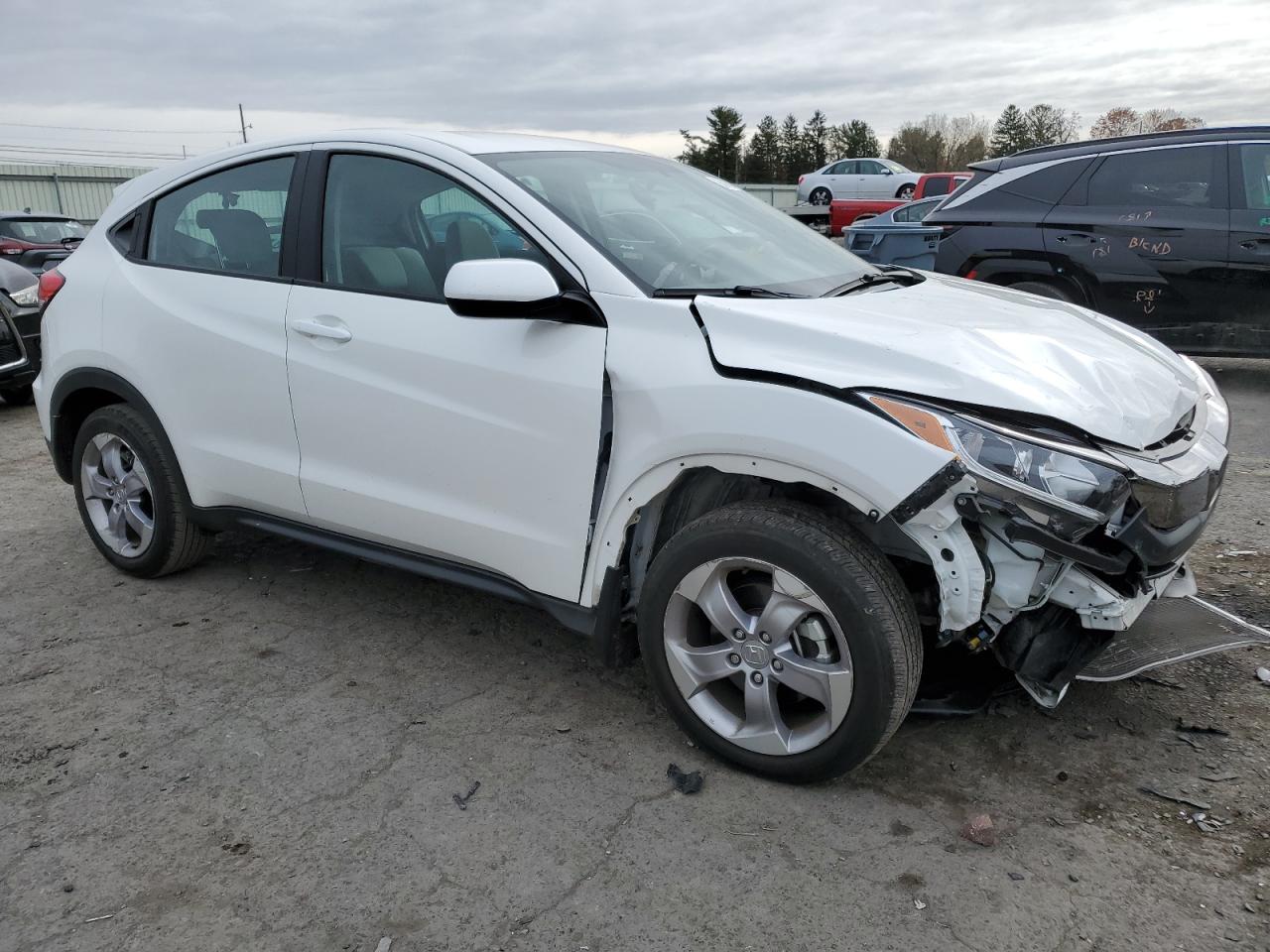 2022 HONDA HR-V LX VIN:3CZRU6H34NM740033