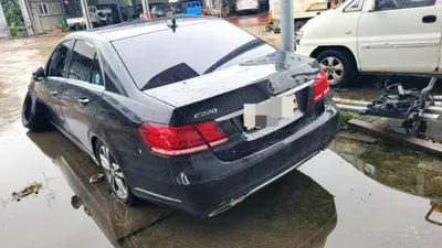 2014 Mercedes-Benz E 220 VIN: