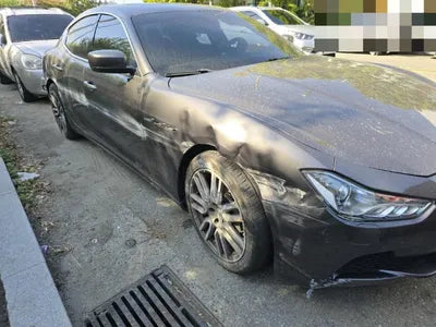 2015 maserati gibli VIN: