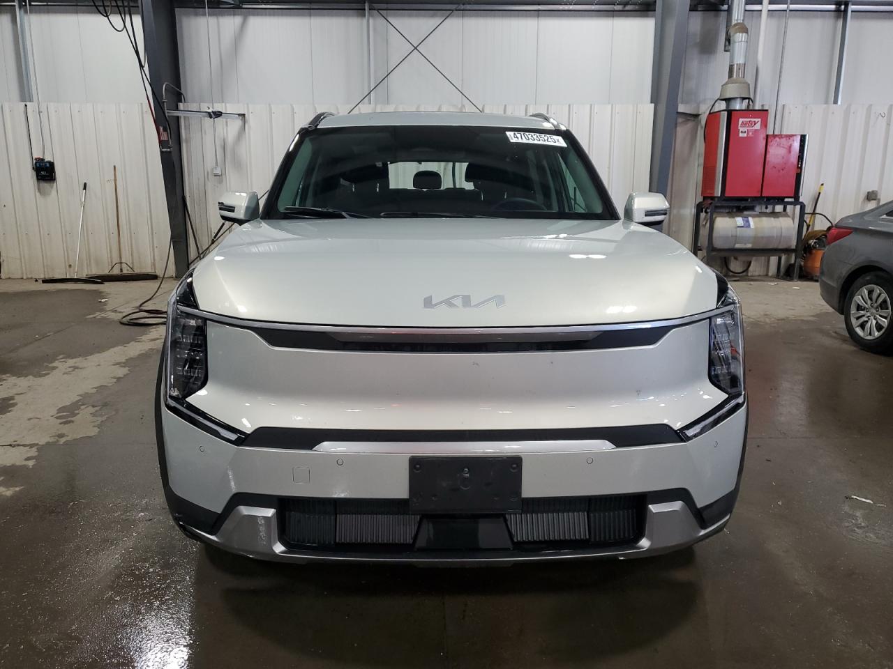 2024 KIA EV9 WIND VIN:KNDAFFS58R6018738