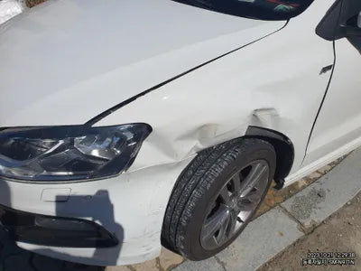 2015 Volkswagen Polo WVWZZZ6RZFY255542 VIN:WVWZZZ6RZFY255542