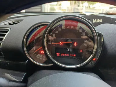2019 MINI Clubman WMWLN5101K2H75330 VIN:WMWLN5101K2H75330