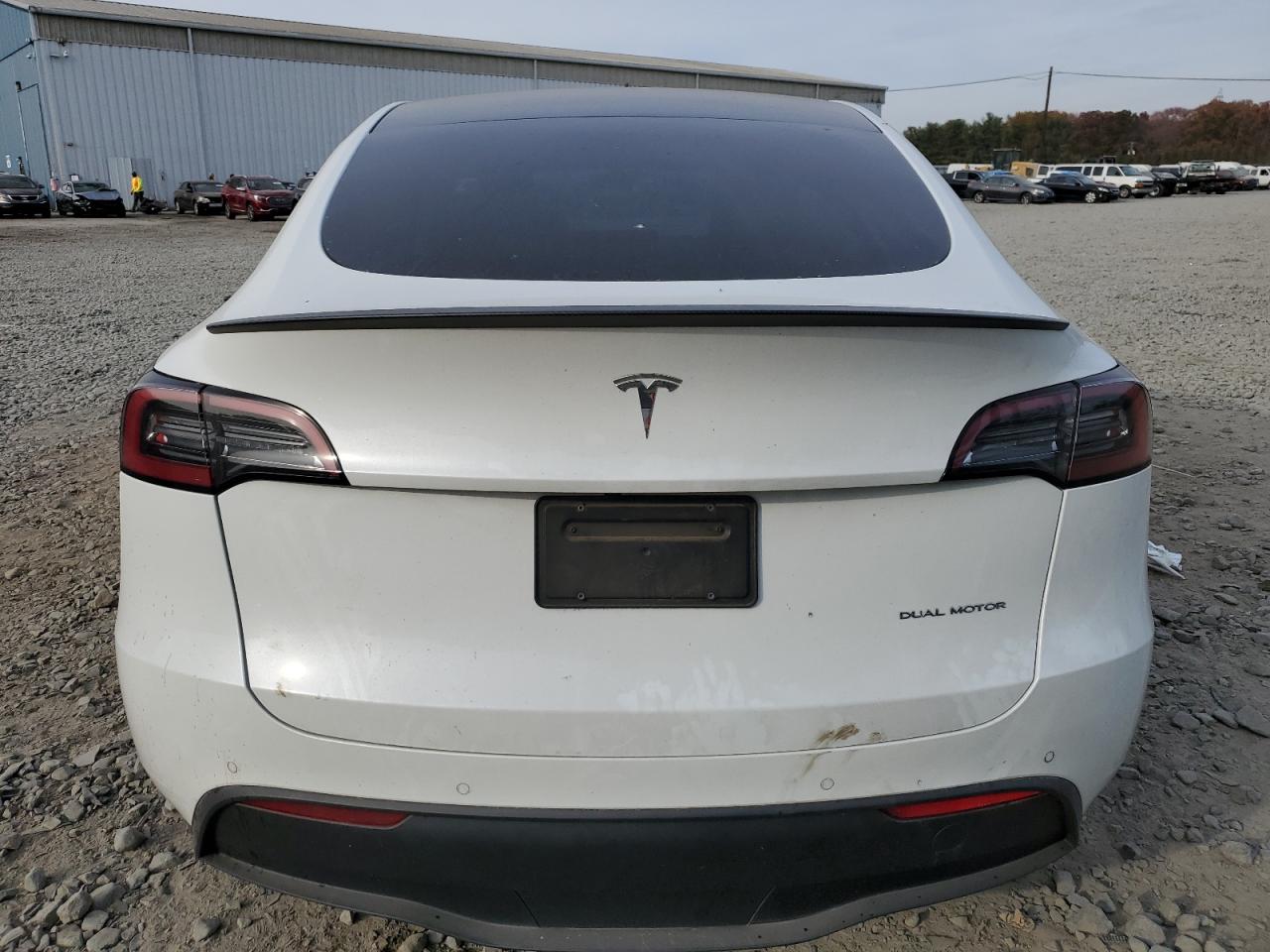 2022 TESLA MODEL Y  VIN:7SAYGDEE8NA010522