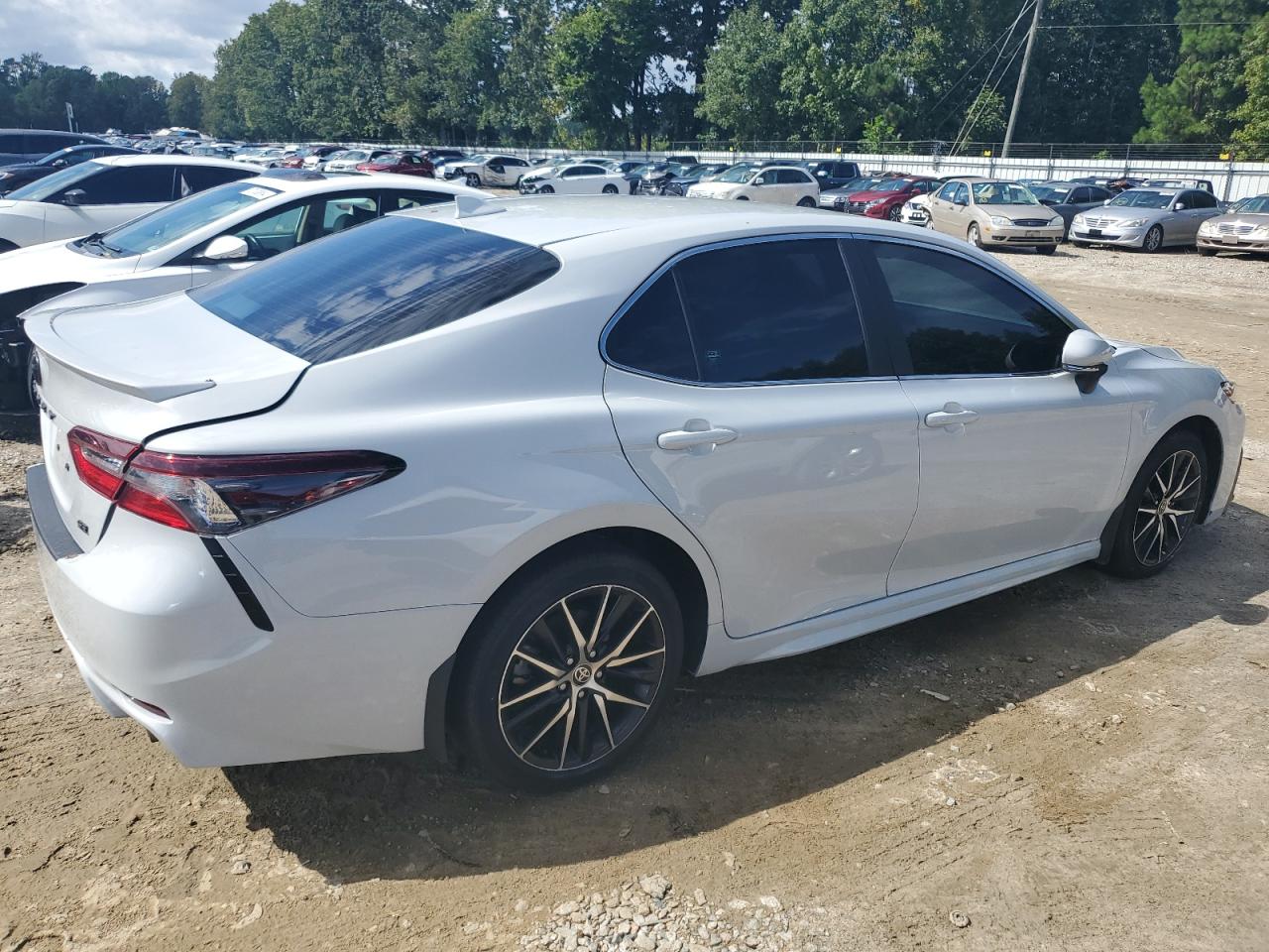 2024 TOYOTA CAMRY SE NIGHT SHADE VIN:4T1G11AK4RU209695