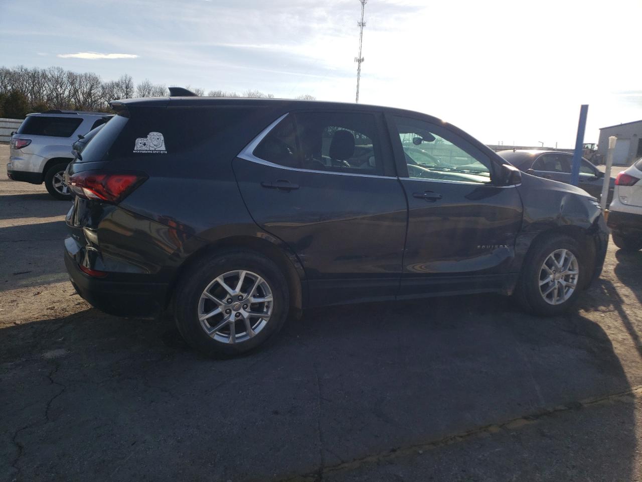 2022 CHEVROLET EQUINOX LT VIN:2GNAXUEV9N6136256