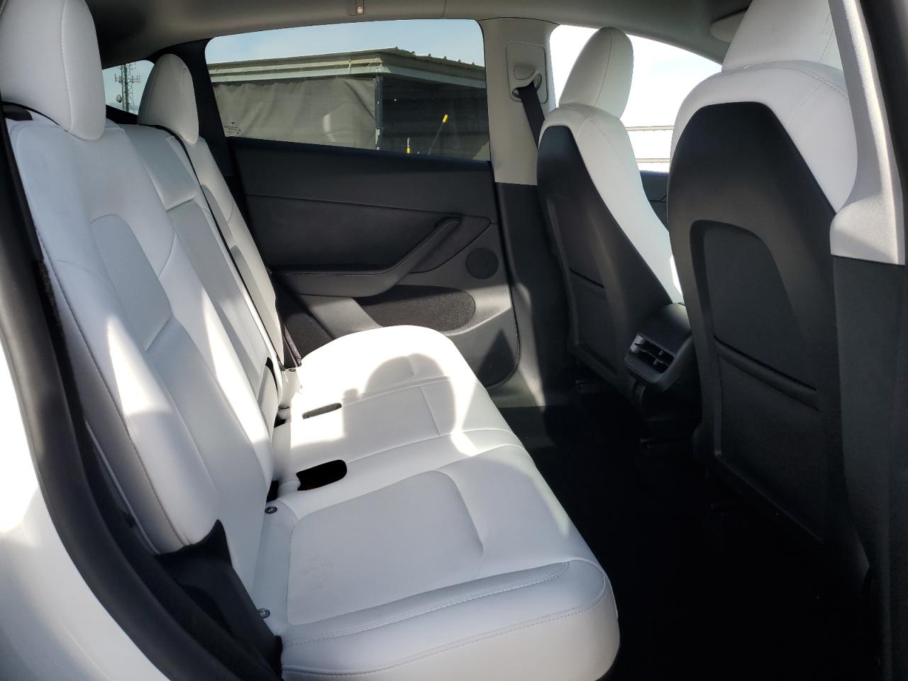 2024 TESLA MODEL Y  VIN:7SAYGDED4RF055859