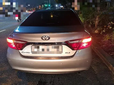 2016 Toyota Camry VIN: