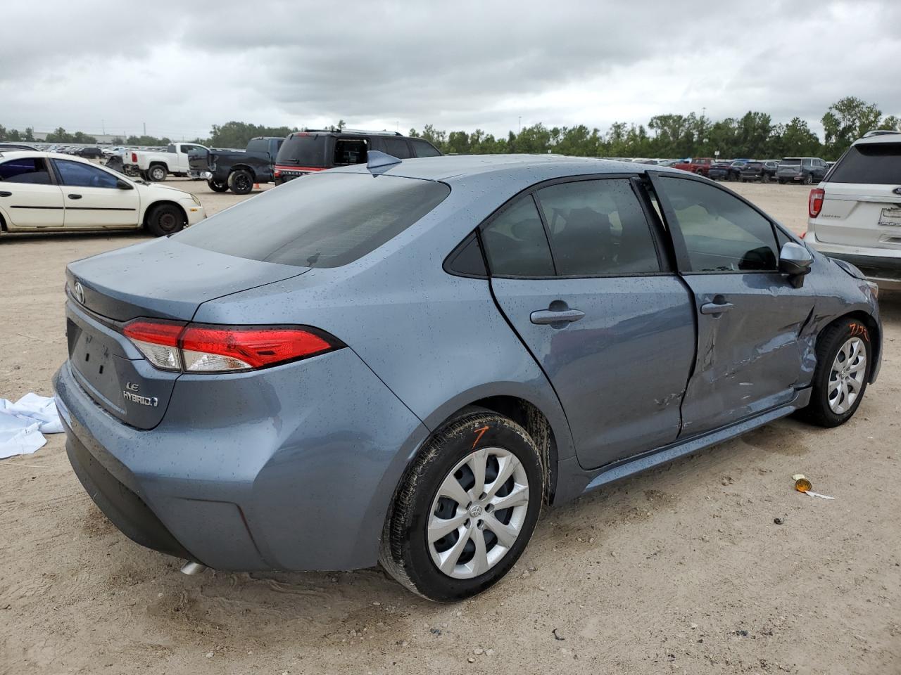 2024 TOYOTA COROLLA LE VIN:JTDBCMFE6R3041108