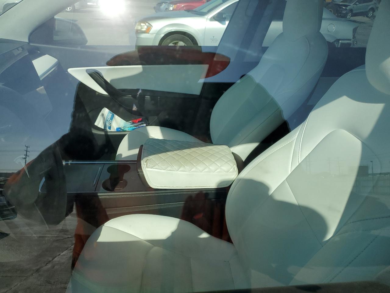 2022 TESLA MODEL Y  VIN:7SAYGDEF1NF391111