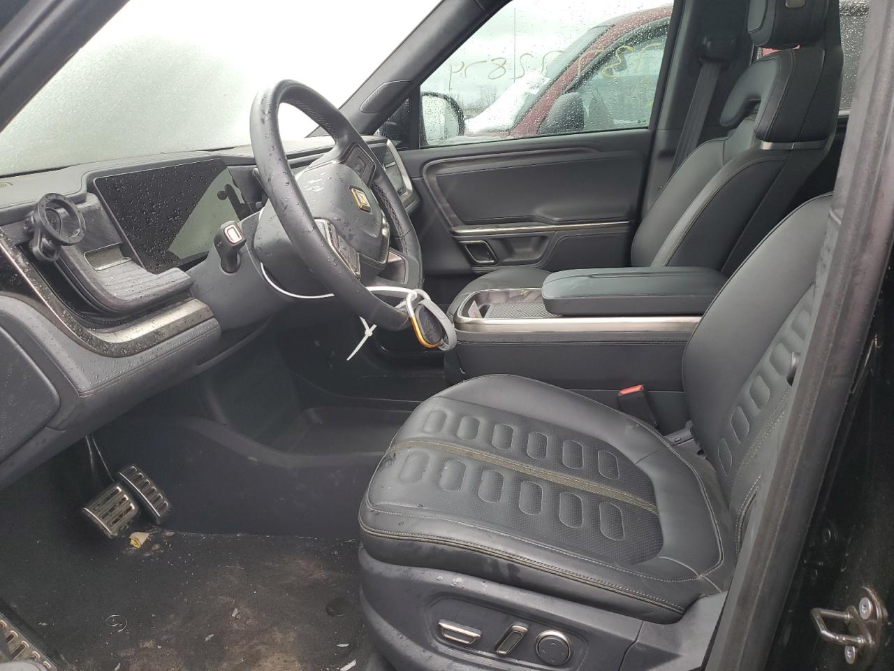 2022 RIVIAN R1T LAUNCH EDITION VIN:7FCTGAAL4NN001308