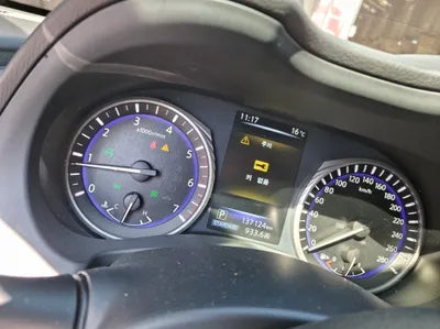 2015 Infiniti Q50 VIN: