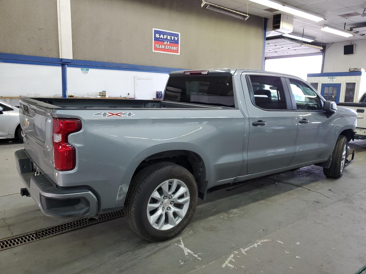 2024 CHEVROLET SILVERADO K1500 CUSTOM VIN:3GCPDBEK7RG372274