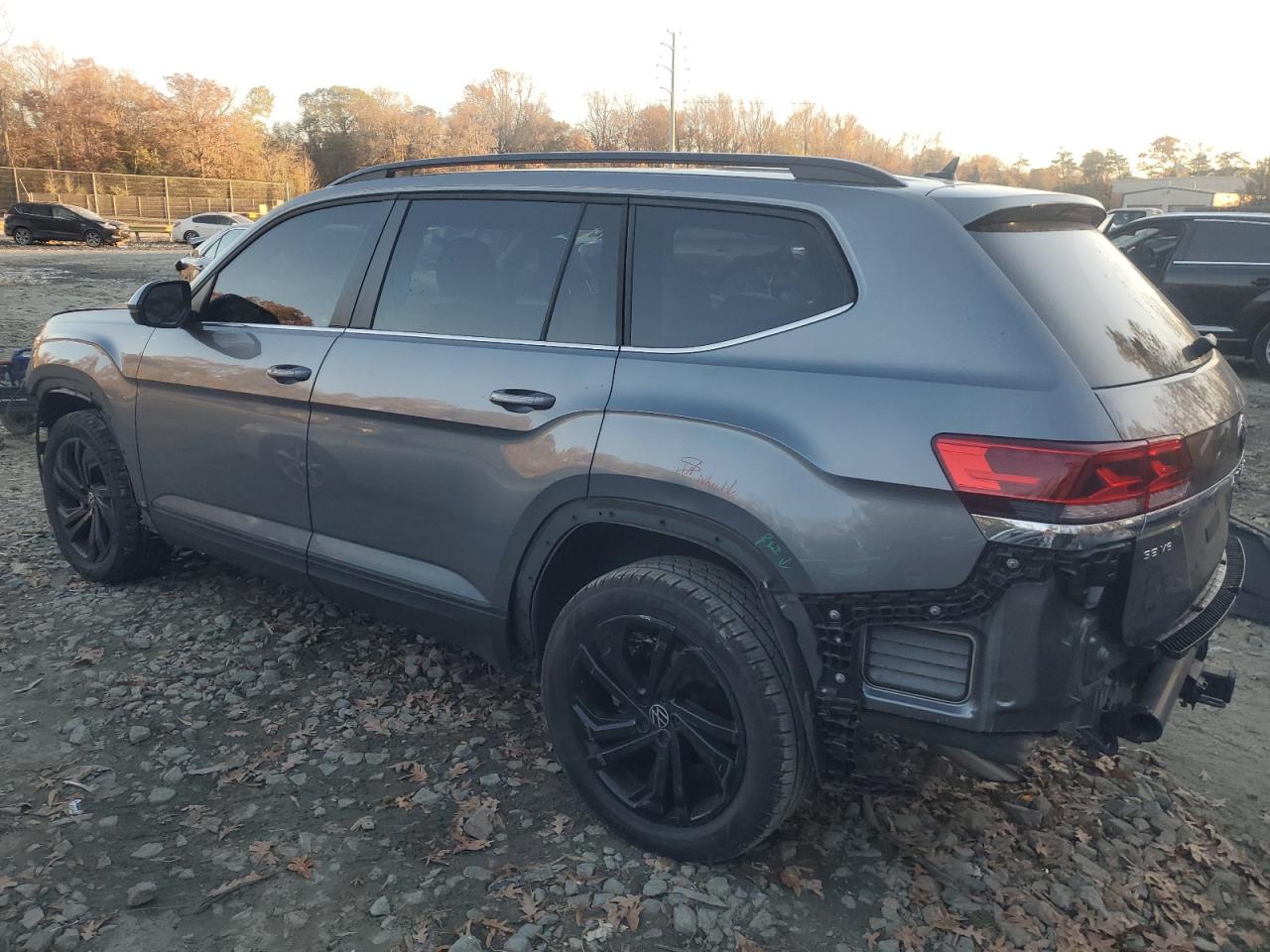 2022 VOLKSWAGEN ATLAS SE VIN:1V2KR2CA3NC548268