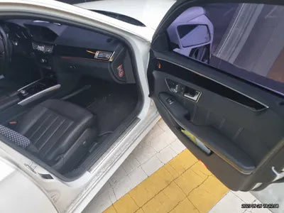 2014 Mercedes-Benz E 300 VIN: