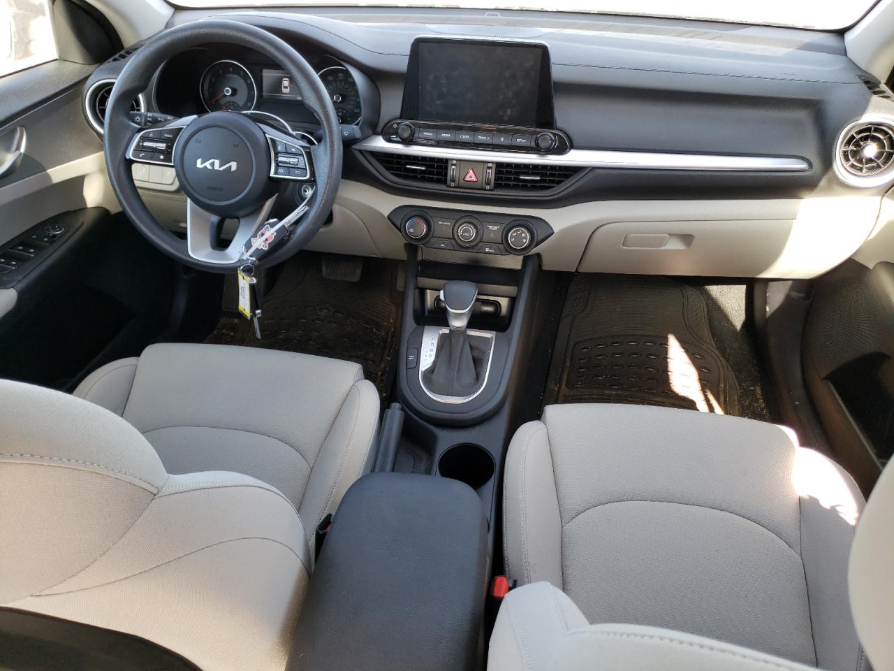 2022 KIA FORTE FE VIN:3KPF24AD4NE488526