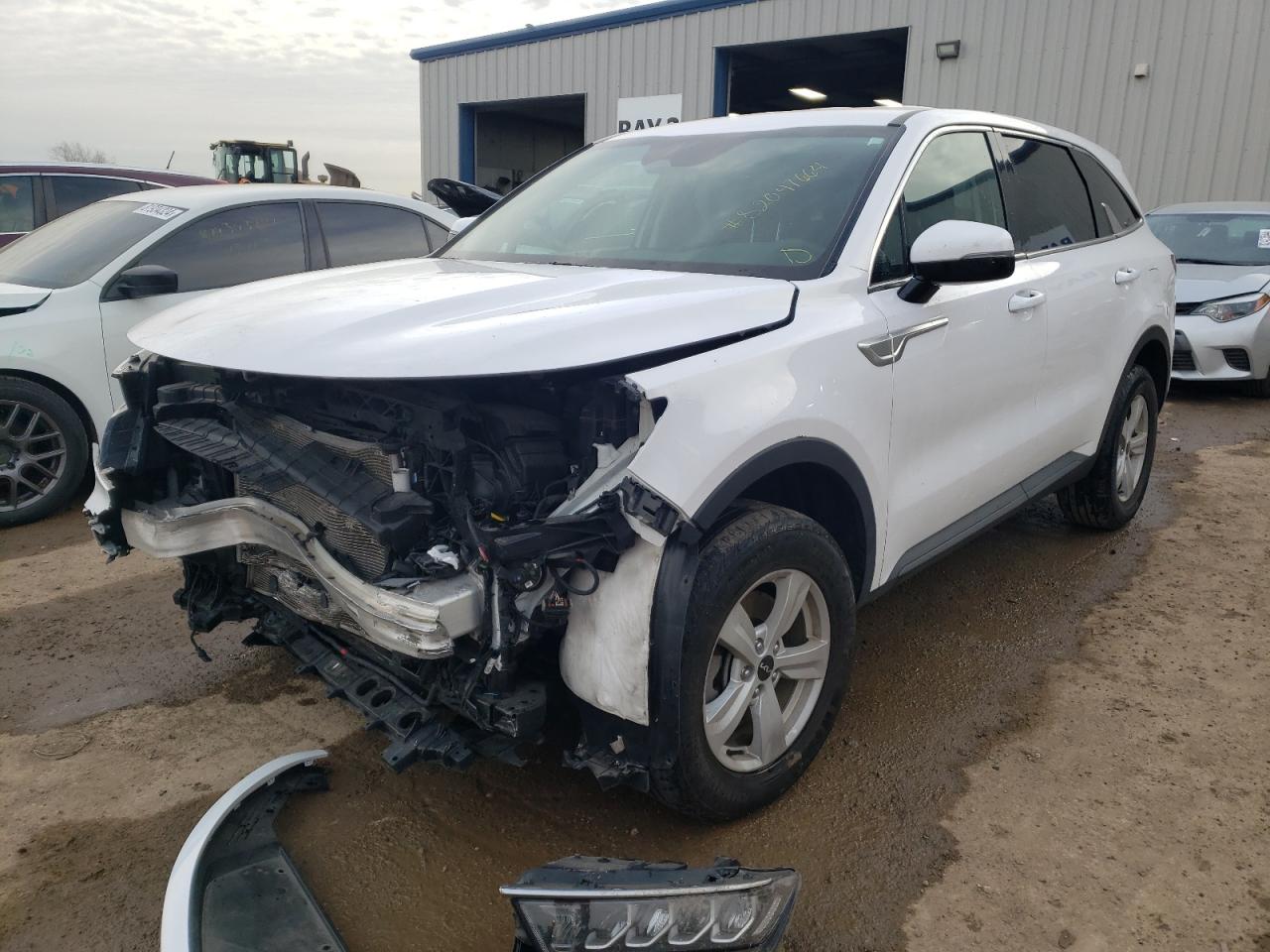 2022 KIA SORENTO LX VIN:5XYRGDLC1NG098330