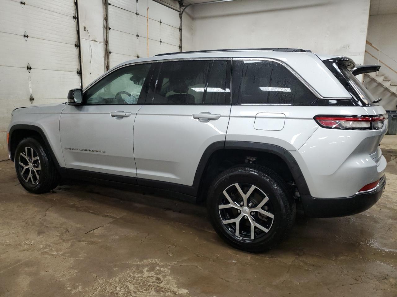 2023 JEEP GRAND CHEROKEE LIMITED VIN:1C4RJHBG7PC570809